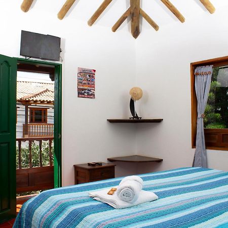 Hostal El Pino Вілья-де-Лейва Екстер'єр фото