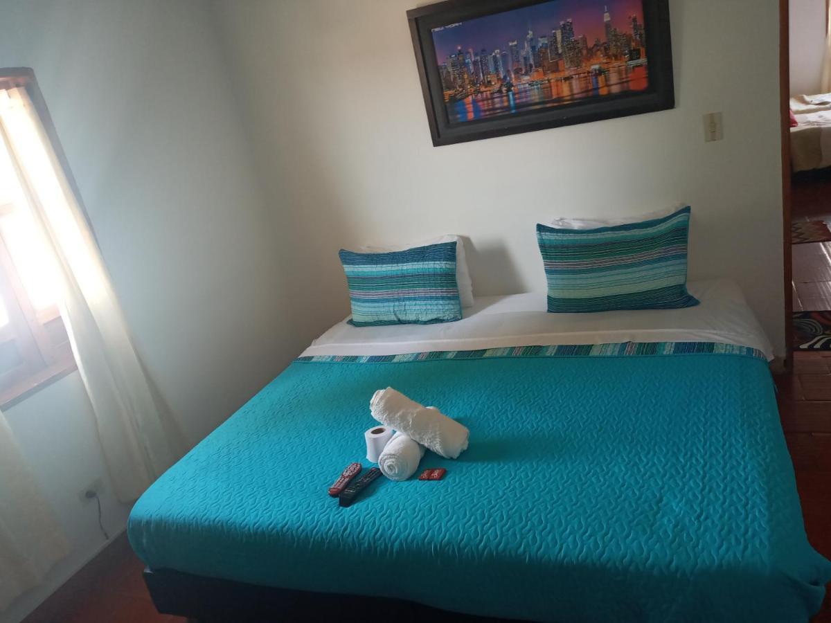 Hostal El Pino Вілья-де-Лейва Екстер'єр фото